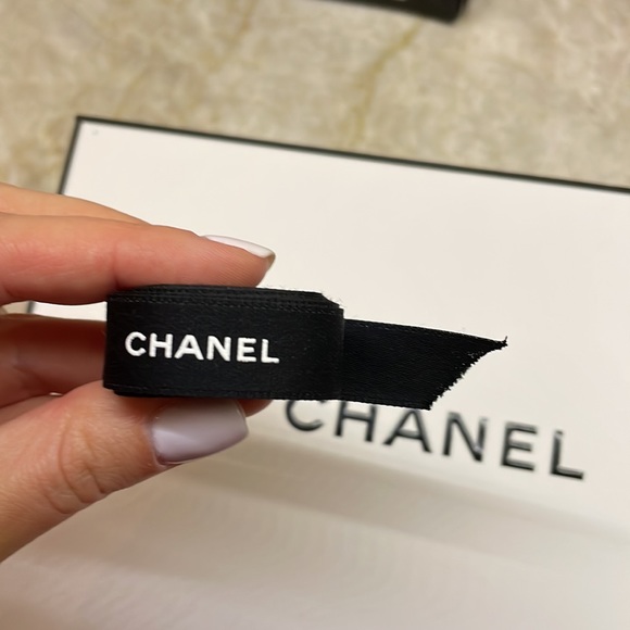 Chanel Packaging Gift Set - Picture 6 of 6
